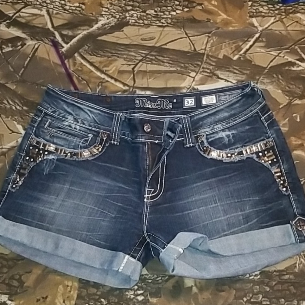 Miss Me Shorts